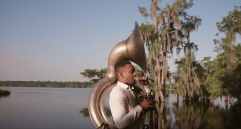 Le documentaire Belle River de Guillaume Fournier, Yannick Nolin et Samuel Matteau est de la compétition officielle du festival de cinéma en ligne Plein(s) Écran(s).