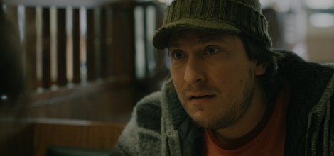 Guillaume Laurin incarne le cousin bienveillant de St&eacute;phane dans &laquo;&nbsp;Le plongeur &raquo;. Photo&nbsp;: Immina Films