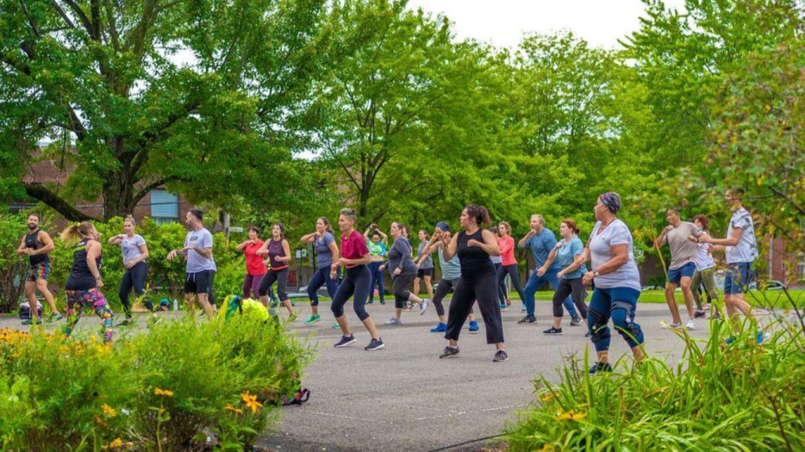zumba-en-plein-air-journal-m-tro