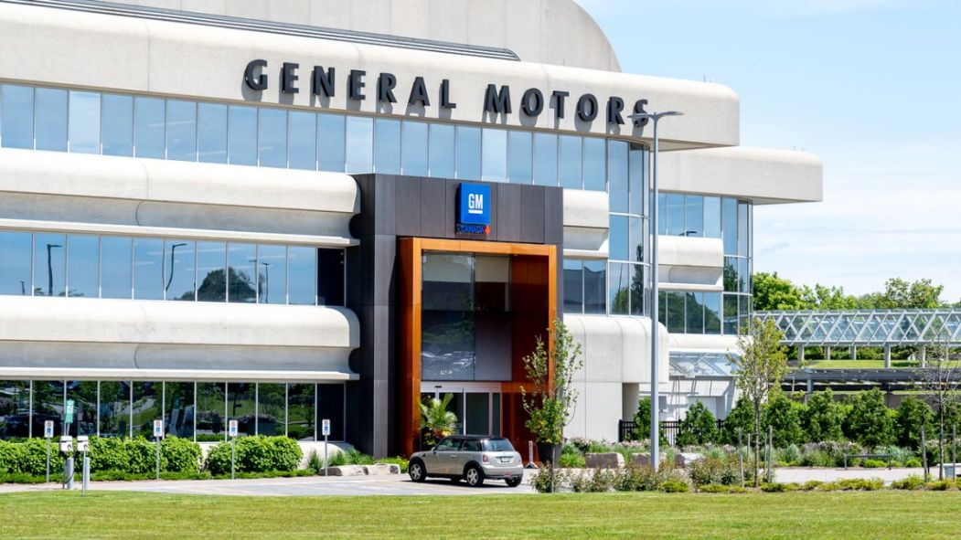 Des centaines de voitures GM rappelées au Canada