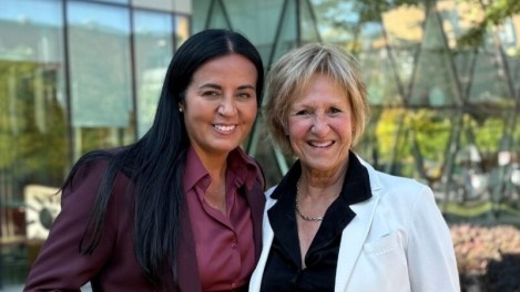 Soraya Martinez Ferrada et Lorraine Pintal