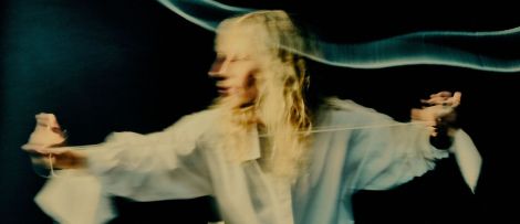 Affiche de la tournée Seule au piano d'Ingrid St-Pierre.