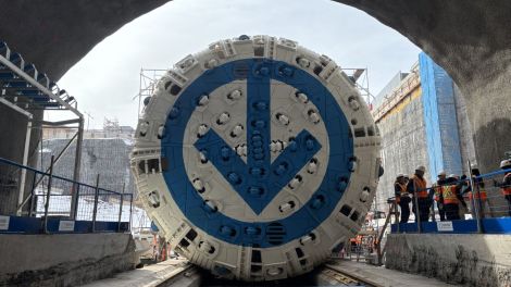 Le tunnelier du prolongement de la ligne bleue.