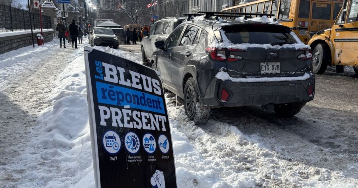 Grand rassemblement des cols bleus en grève