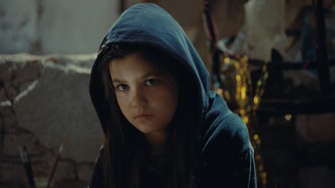 Image fixe du movie  Nina Roza montrant le personnage de la jeune Nina.