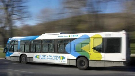 Un autobus de la STM.