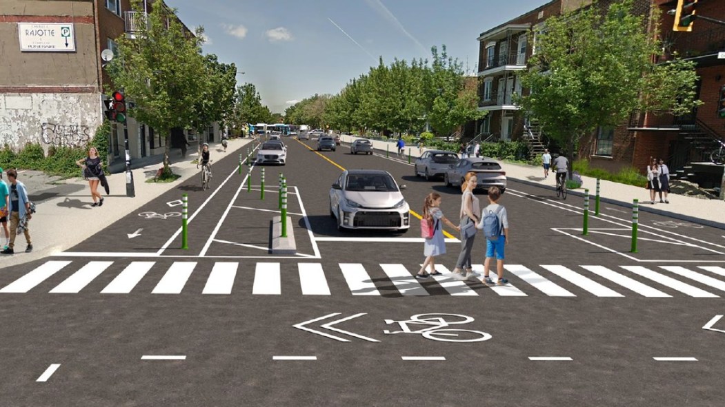 Montage de la piste cyclable projetée sur la rue Hochelaga.