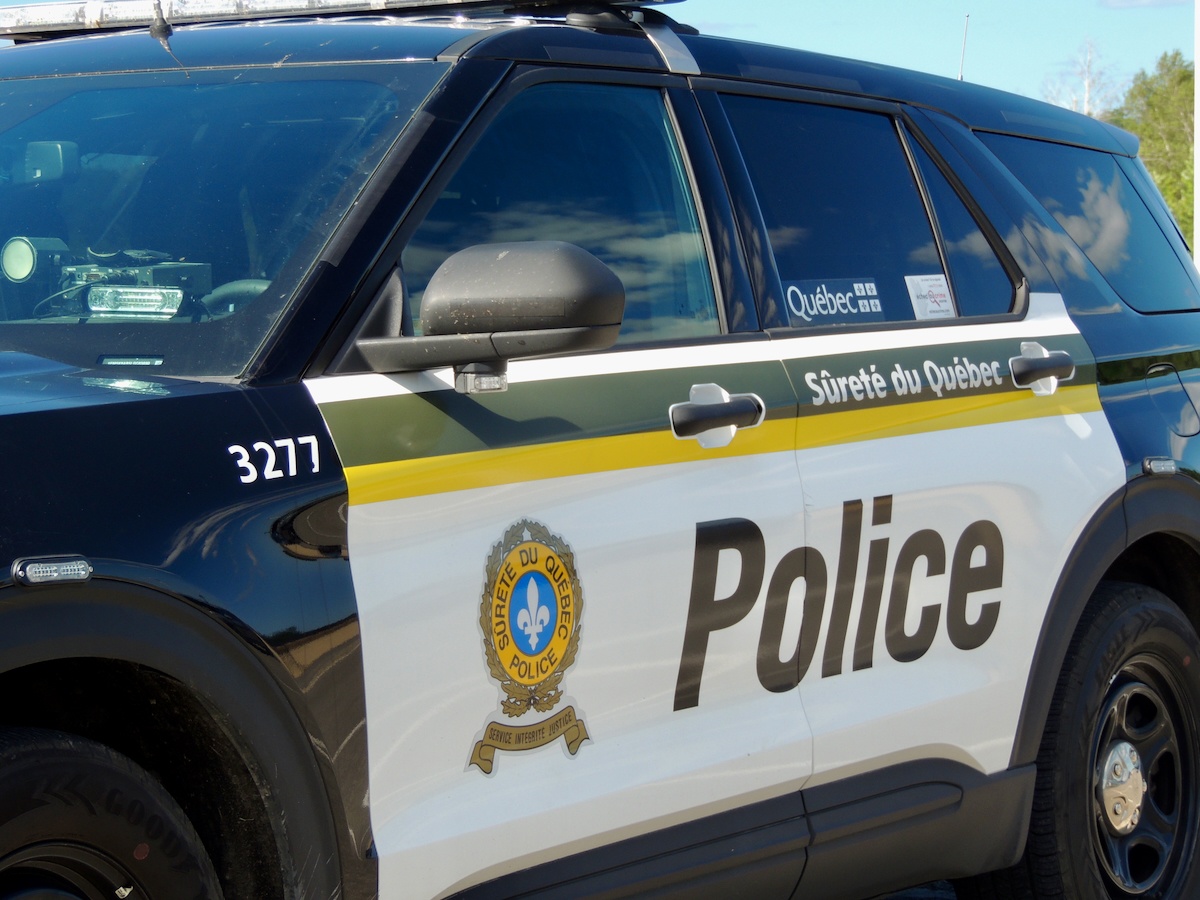 Une voiture de police de la SQ.