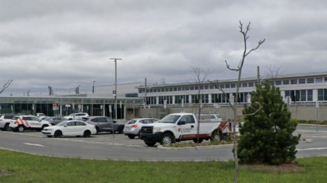 Le stationnement de la station Brossard du REM.