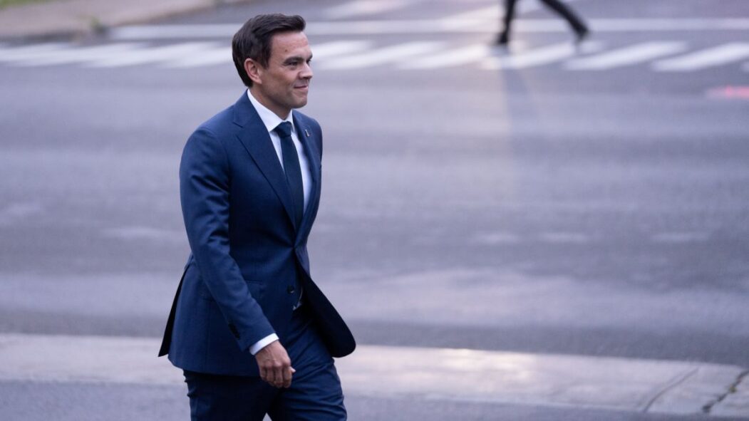 Charles Milliard à son arrivée au Face-à-face TVA le 15 septembre 2026.